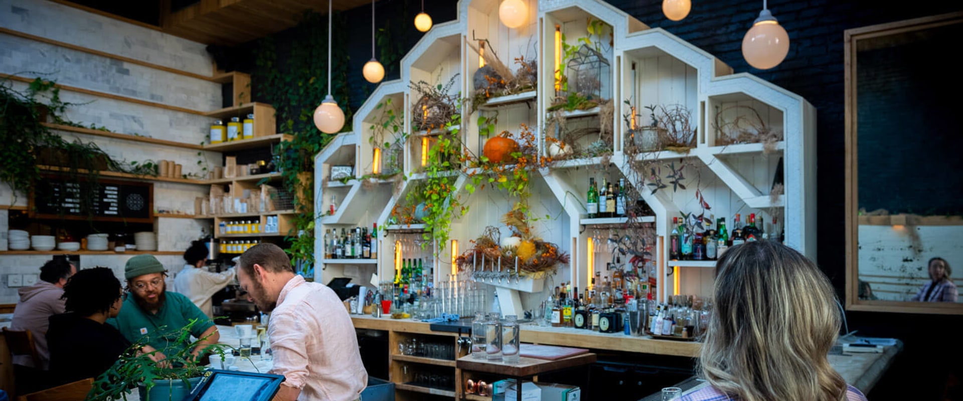 Exploring the Best Outdoor Eateries in Brooklyn, New York