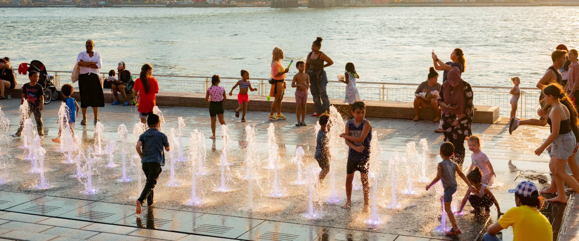 Exploring the Best Waterfront Eateries in Brooklyn, New York