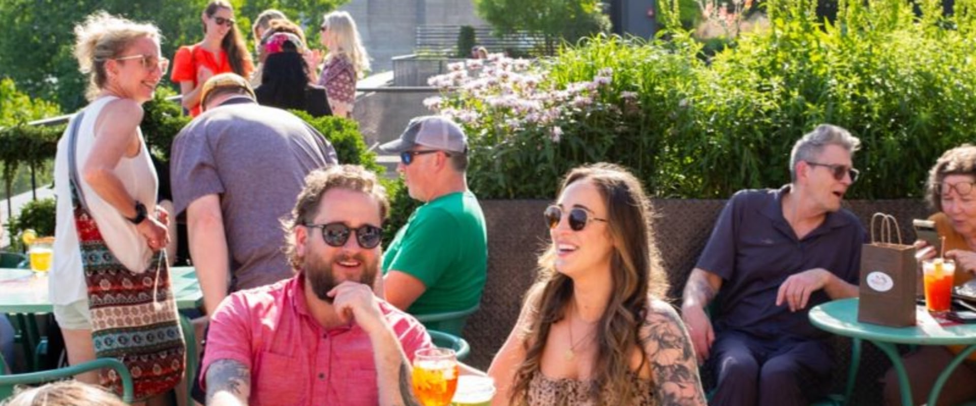 Exploring the Best Eateries in Brooklyn, New York for Happy Hour